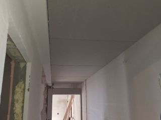 石膏板吊顶施作