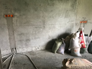 水、电管开槽施工