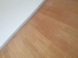 套装门、踢脚线安装
