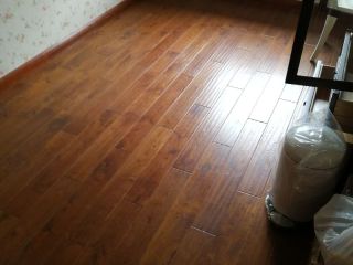 木地板铺设