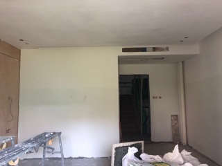 墙、顶面腻子批嵌