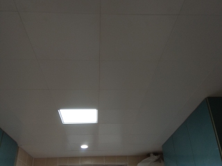 集成吊顶及橱柜柜体安装