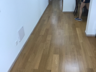 实木复合地板铺设