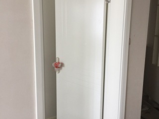 成品门及墙纸铺贴