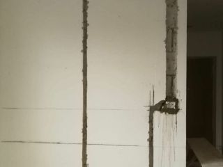 水、电管开槽施作
