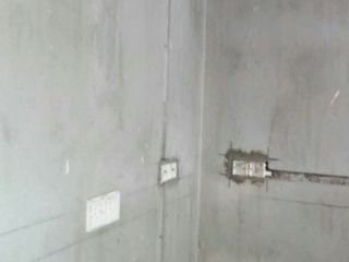 水、电管开槽施工