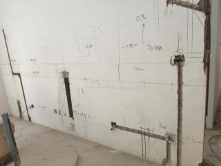 水、电管开槽施工
