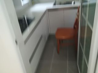 成品门及墙纸铺贴