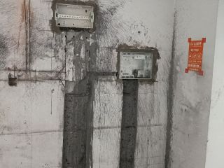 水、电管开槽施作