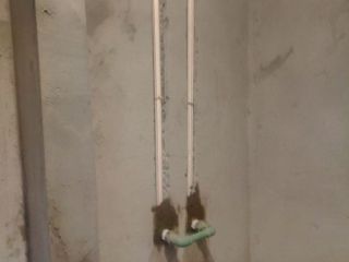 水、电管开槽施作