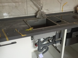 成品门及墙纸铺贴