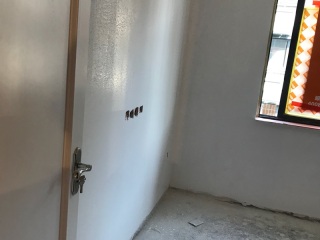 墙、顶面乳胶漆及墙纸铺贴