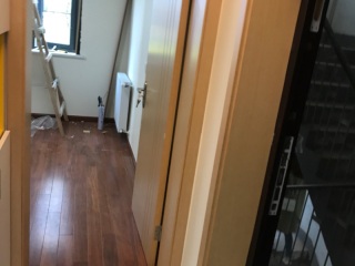 成品门及墙纸铺贴
