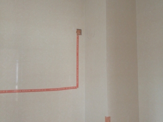 厨房、卫生间墙砖施作