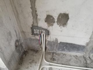 水、电管开槽施作