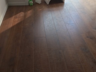 木地板铺设