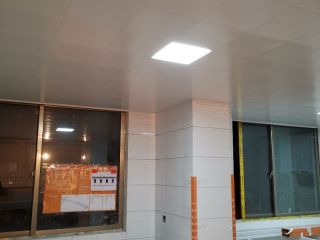 集成吊顶及橱柜柜体安装