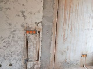 强、弱电布管穿线