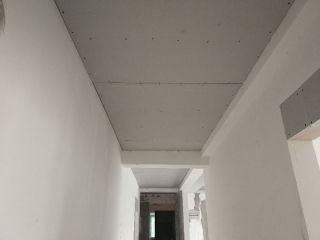 石膏板吊顶施作