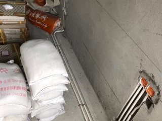 水、电管开槽施作