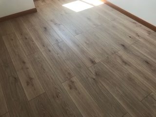 木地板铺设