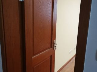 成品门及墙纸铺贴