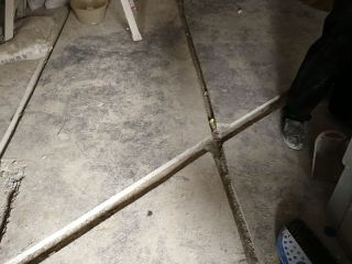 水、电管开槽施作