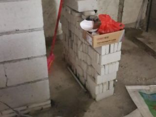 水、电管开槽施作
