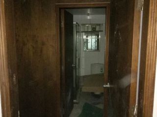 成品门及墙纸铺贴