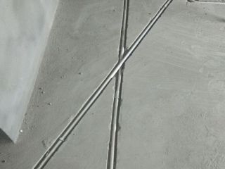 强、弱电布管穿线