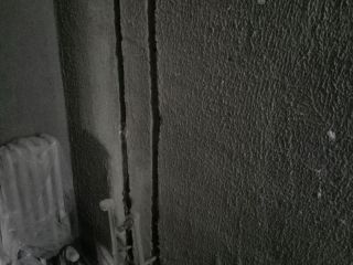 水、电管开槽施工