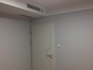 成品门及墙纸铺贴