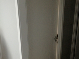 成品门及墙纸铺贴