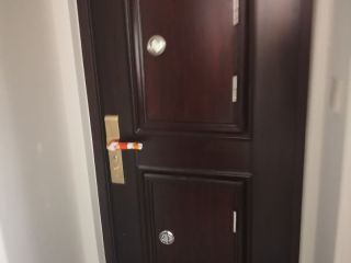成品门及墙纸铺贴