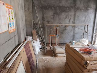 强、弱电路穿线施作