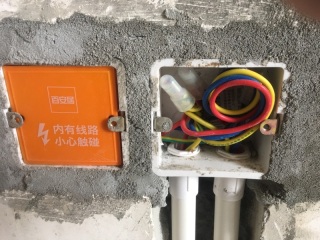 强、弱电布管，穿线施作