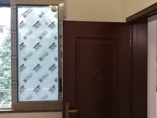 成品门及墙纸铺贴
