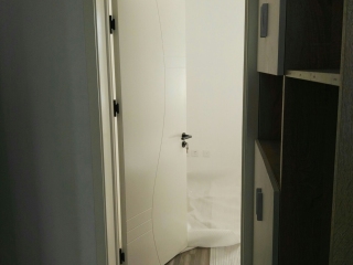 成品门及墙纸铺贴