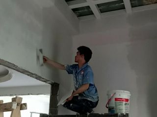 墙、顶面腻子批嵌