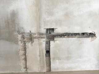 水、电管开槽施作