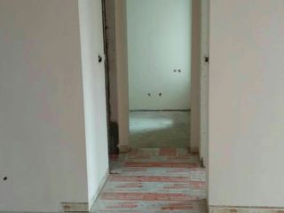 墙、顶面腻子批嵌