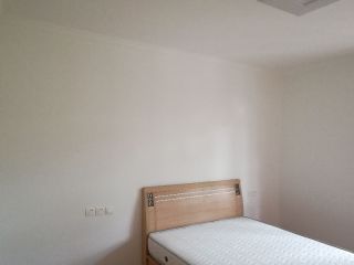 成品门及墙纸铺贴