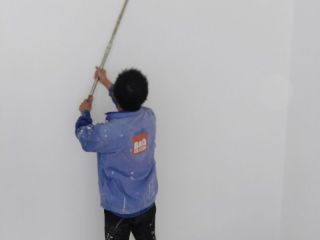 墙、顶面乳胶漆