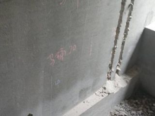 水、电管开槽施作