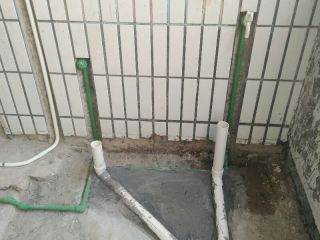 水、电管开槽施作