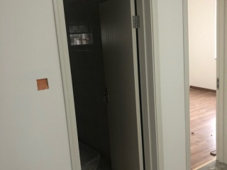 成品门及墙纸铺贴