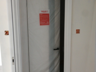 成品门及墙纸铺贴