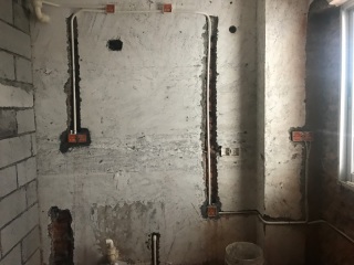 水、电管开槽施作