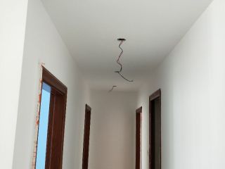 成品门及墙纸铺贴