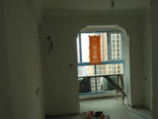 厨房、卫生间墙砖施作